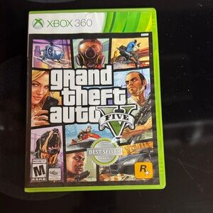 Grand Theft Auto V for Xbox 360 - Green Case cl1